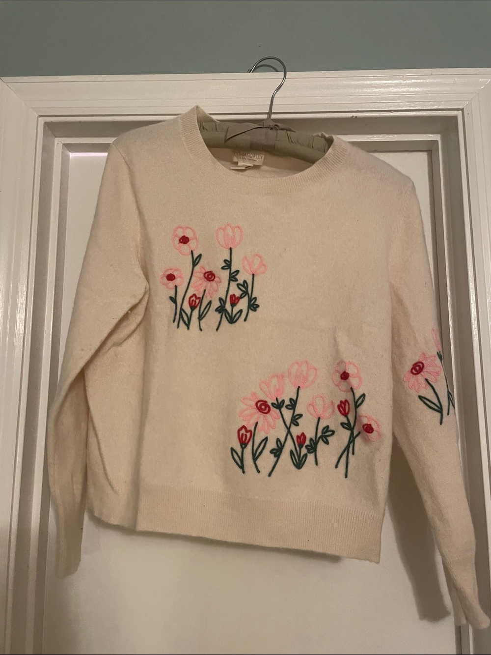 Women’s Cashmere Sweater, Size XL